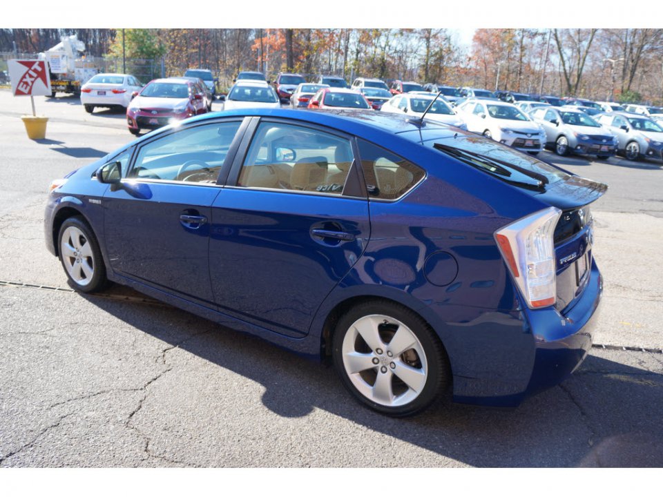 2010 prius 5.jpg