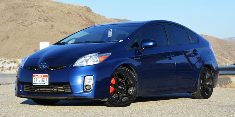 2010-Prius-ThreeQuarter.jpg