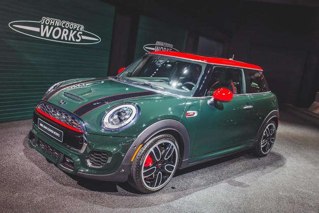 2015-Detroit-2015-Mini-Cooper-John-Cooper-Works-6271x418.jpg