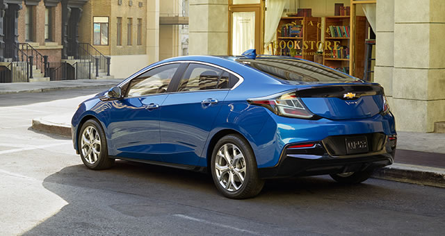 2016-chevrolet-volt-reveal-mo-design-640x340-02.jpg