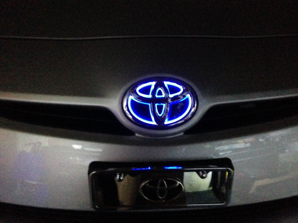 LED Emblem.JPG