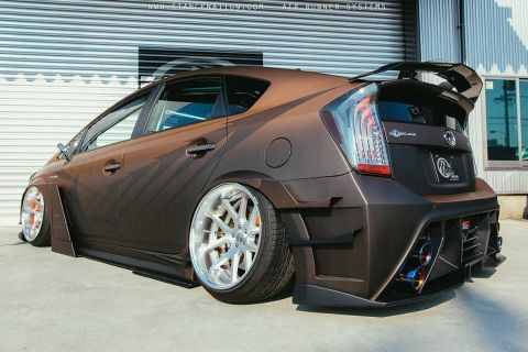 toyota-prius-tuned-2-538f42013e977.jpg